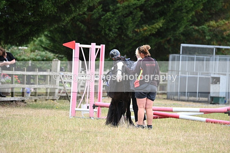 WJ6_9521 - Class 12 Minimus Jumping 45cm