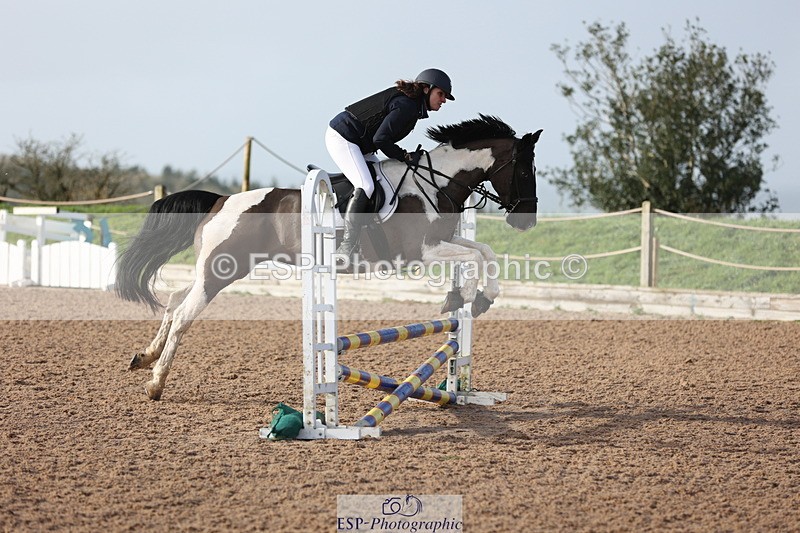 240210A-102611-00403 - Cls 17+18 Club and Schools 70cm