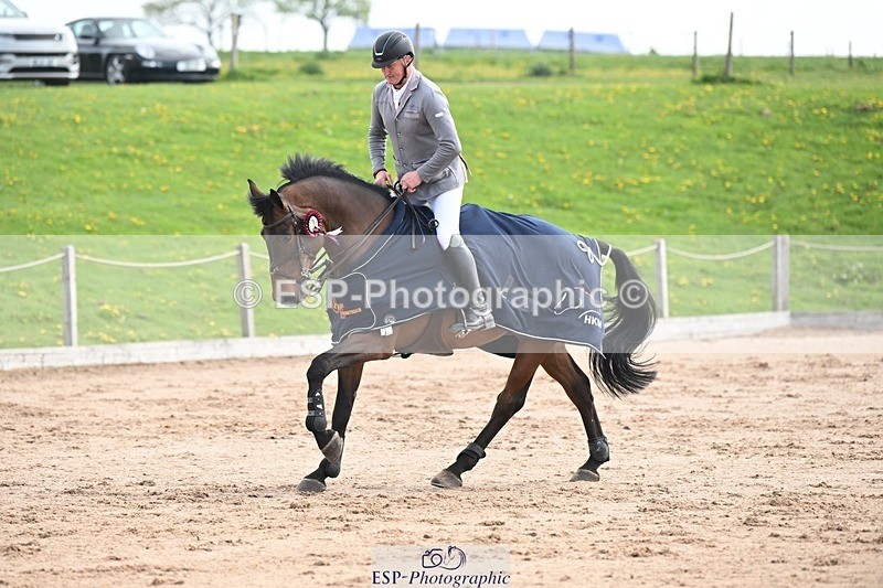 250425-103634-08248 - Cls 2 - 2 Star Small Tour