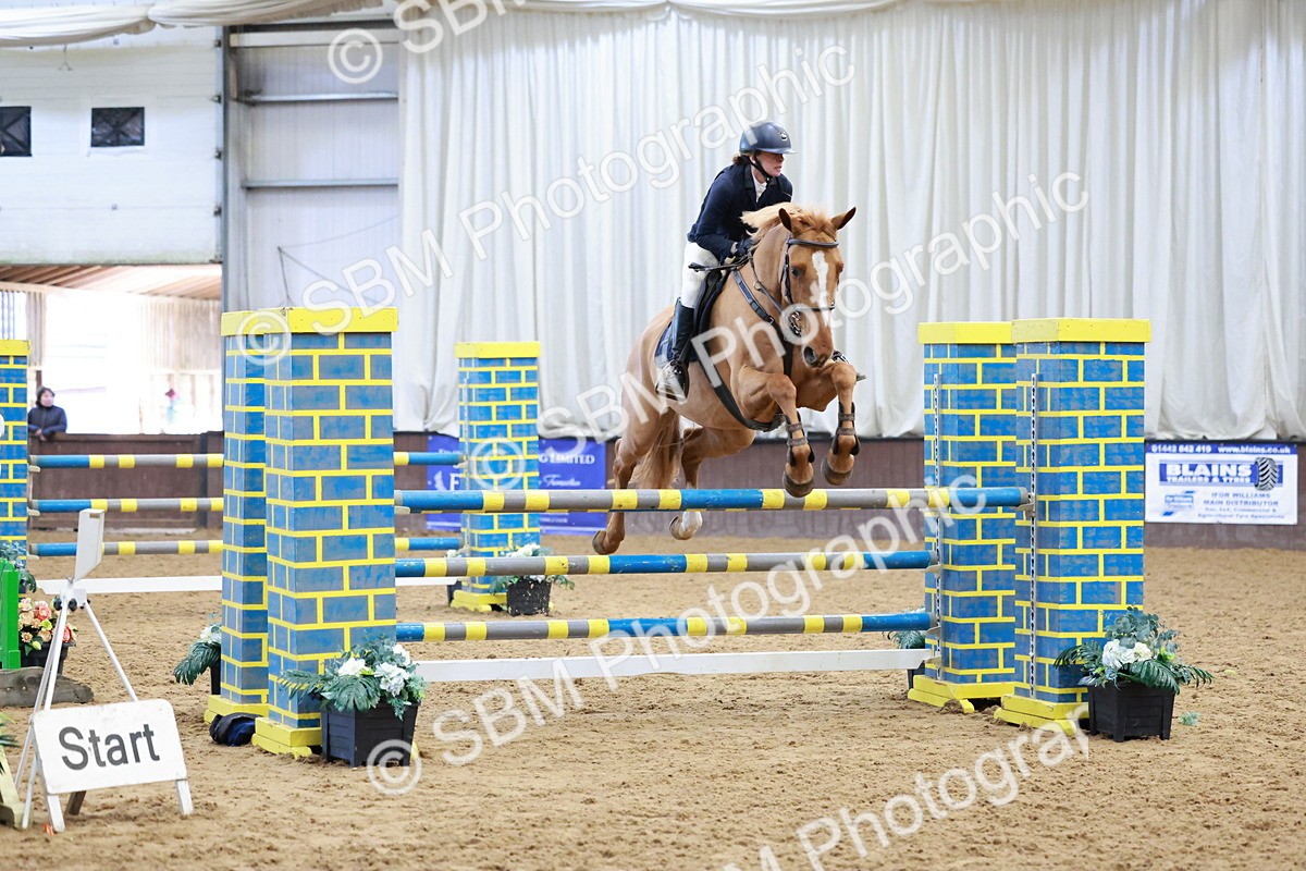 SBM_003678 - Class 11 - Senior Newcomers/ 1.10m Open