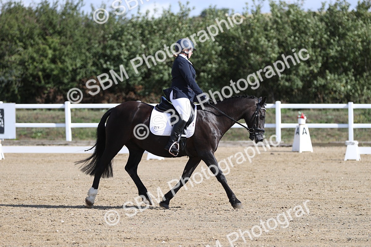 SBM_001253 - Class 2 - Intro 4 Champs - 9.44-10.38
