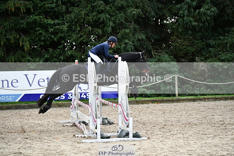 251004A-170617-02382 - Classes 10 & 11 80cm