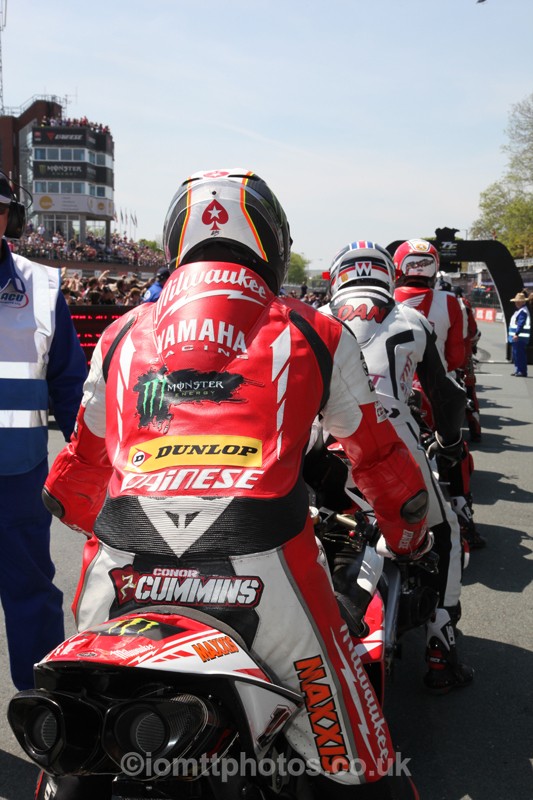 IMG_0576 - Senior TT - Start Line