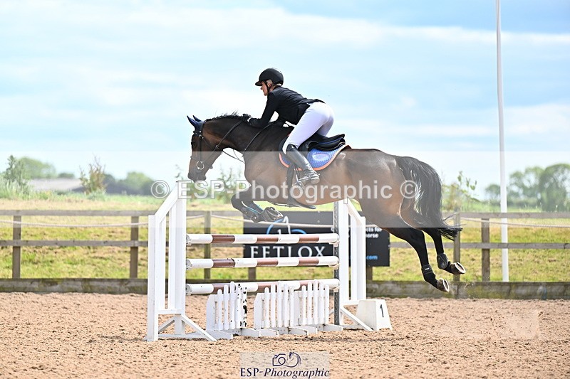240608A-150446-02885 - Cls 5 Snr Foxhunter and 1.20m Open