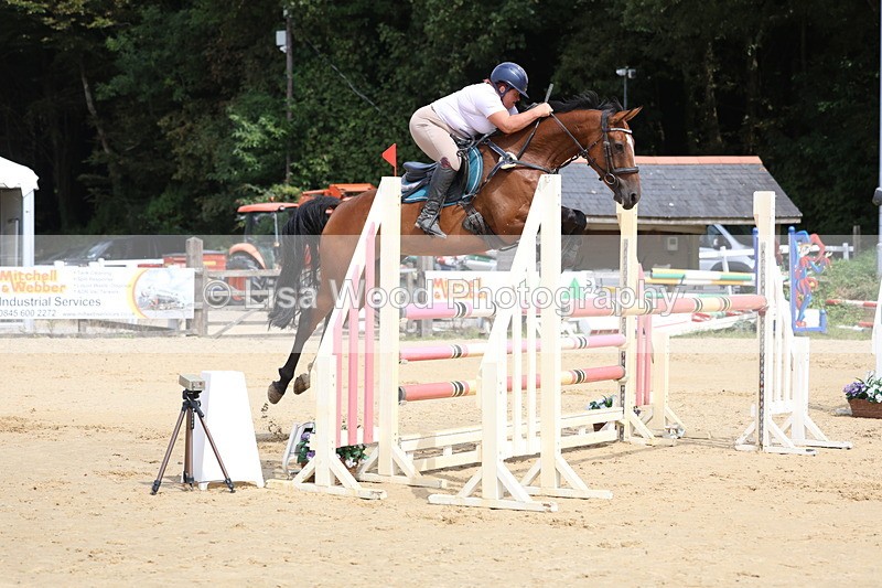 3E7A4142 - Class 7: Senior Newcomers/1.10m open