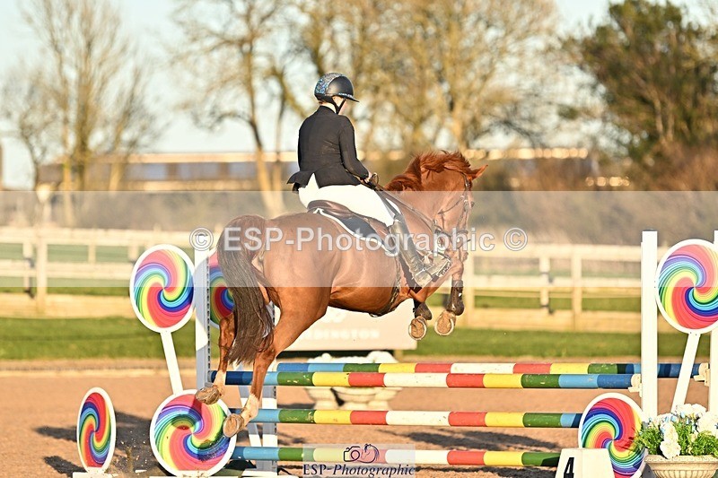 250401-190017-00865 - 90cm Classes