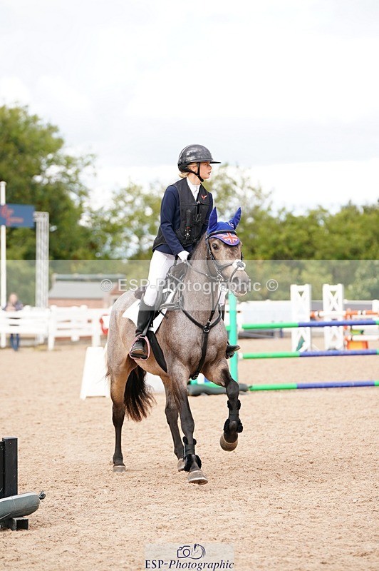 250921-143326-04064 - Cls 27+28 Club and Schools 1m