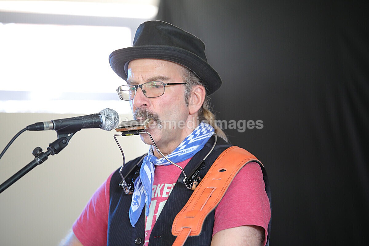 FOLK N BLUES-136 - FOLK and BLUES SEPT 2022