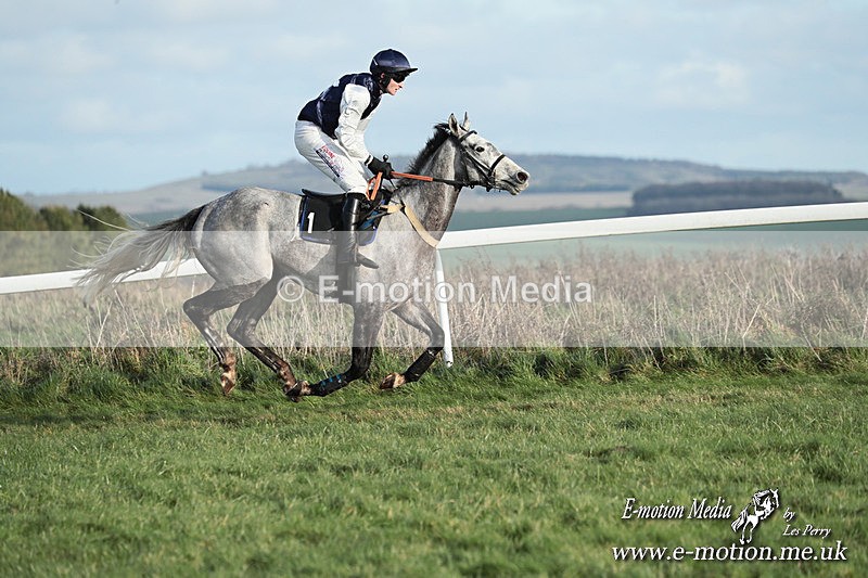 PtP 141225  1677 - New Forest Hounds PtP Larkhill 14/12/25