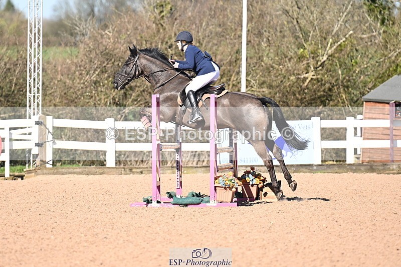 260318B-103638-00132 - Clear Round & Brit Nov 90cm