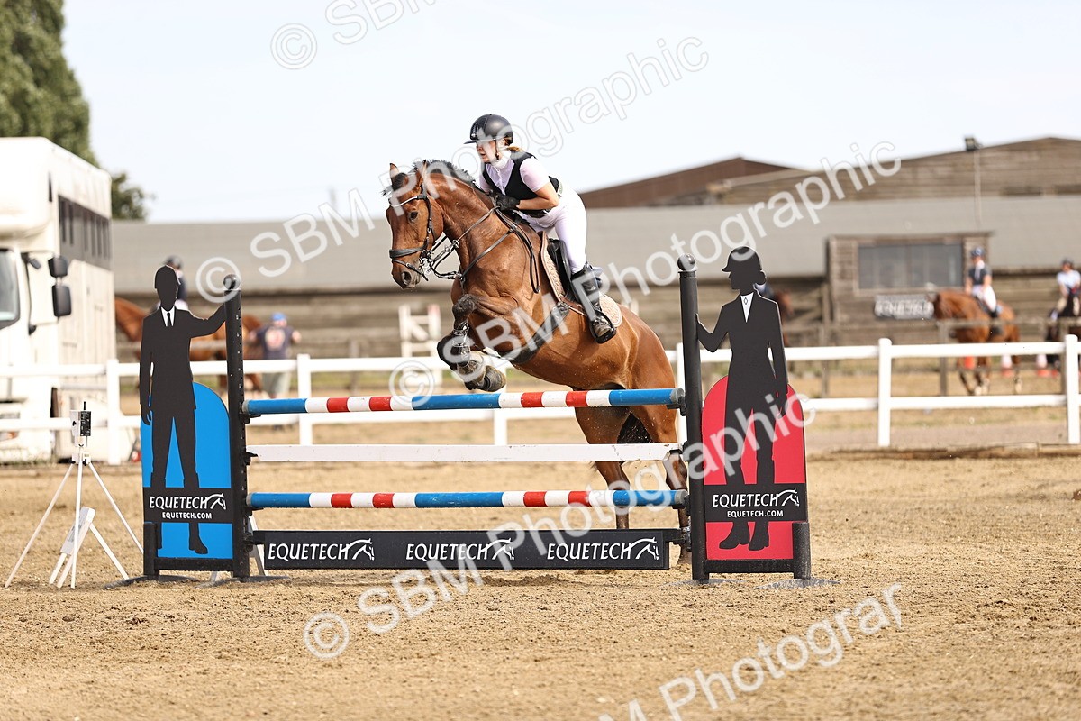 SBM_001495 - Class 6 - Senior Newcomers 1.10m