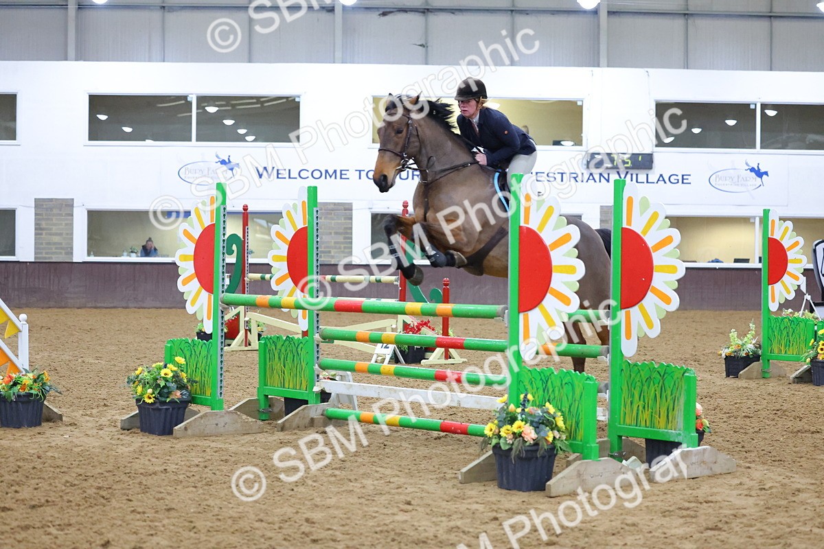1I0A4937 - Class 9 - Senior Newcomers/ 1.10m Open