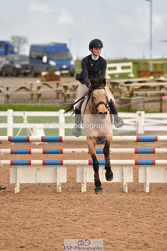 240210A-125126-01251 - Cls 9 Foxhunter & 1.10m Open