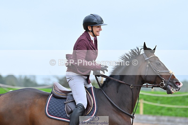 231013A-150805-02919 - Cls 9 Foxhunter & 1.20m Open