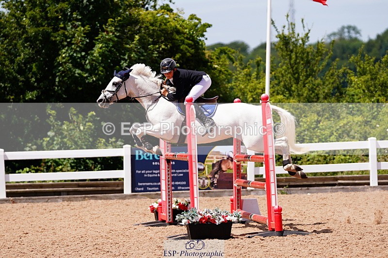 240629A-123630-05398 - Cls 18 Newcomers and 1m Open