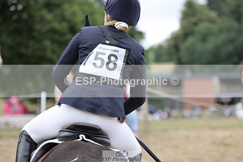 250803A-153803-15851 - Q-758-Caroline.Hutchens-CLOGORROWS.SOCKY