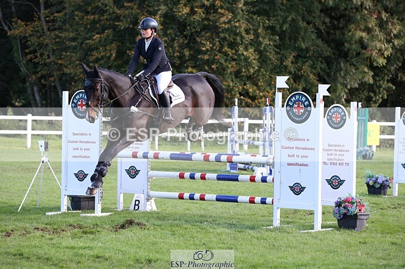 231022-111800-25085 - 632-ANGELL'S.CHOICE-Saffron.Cresswell-TrotUp+SJ