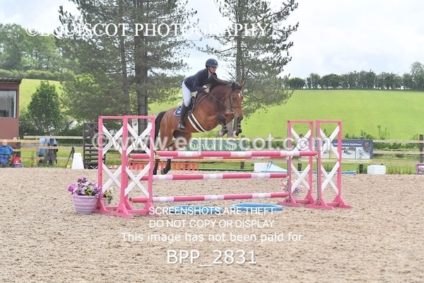 BPP_2831 - SUN CLASS 18 Senior Newcomers/ 1.10m Open