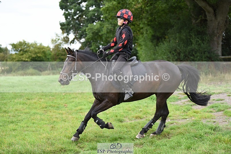 230817-152146-02358 - Kay's 2nd Group - XC