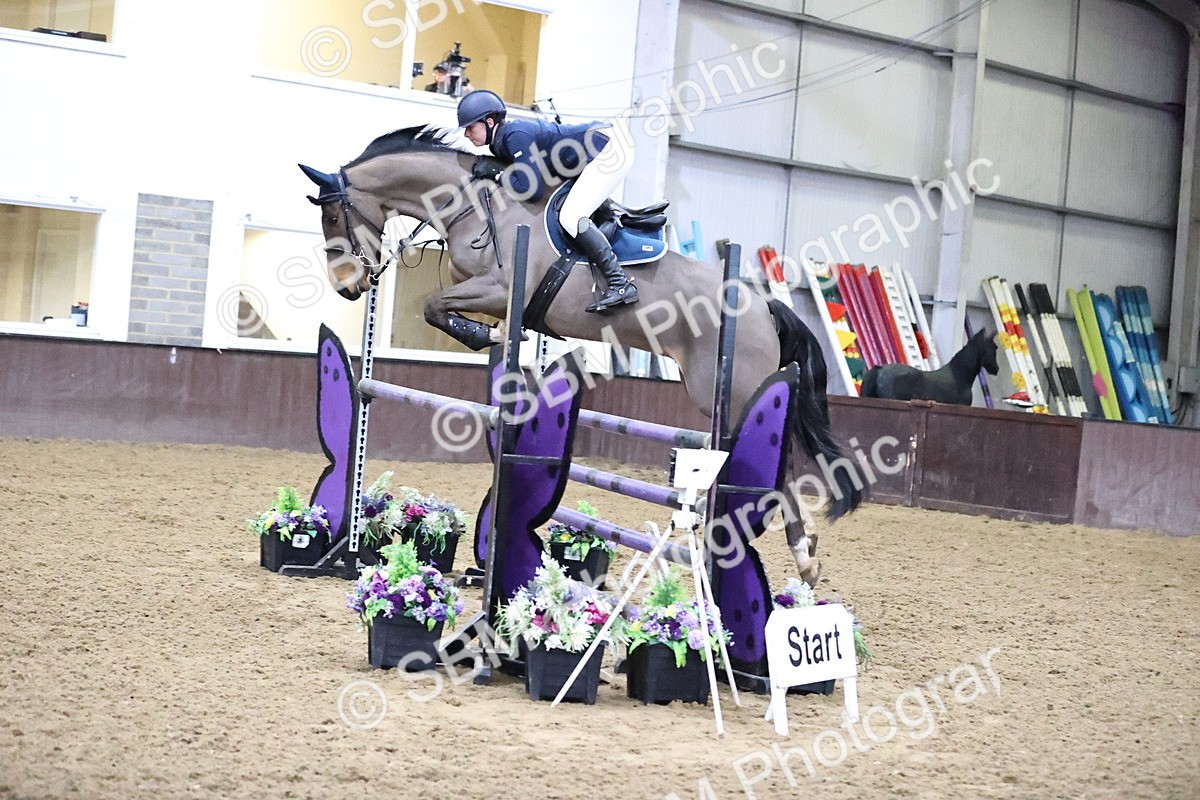 SBM_010139 - Class 25 - Equestrian Senior Foxhunter 1.20m
