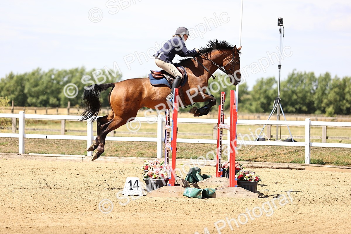 SBM_010055 - Class 9 - Senior Foxhunter - 1.20m Open
