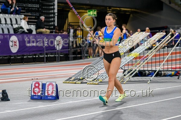 Age26SUN-918388 - Field Female