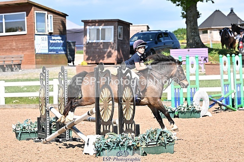 250513-161233-00189 - Clr Rnd & 60cm