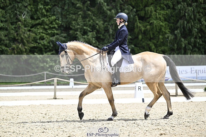 240523-133050-04800 - 109-MJM_BOBBY_DAZZLER-Rosie_Ringer