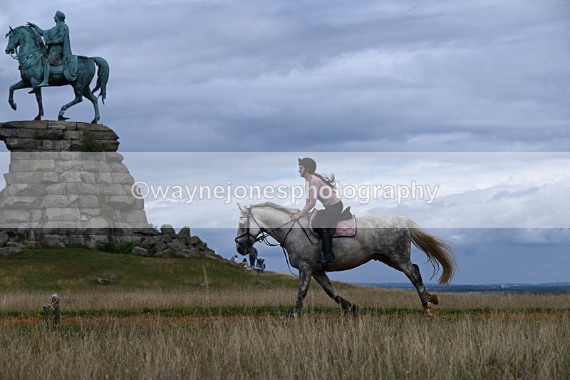 DSC_7777 - Time at Statue 13:16 to 13:52