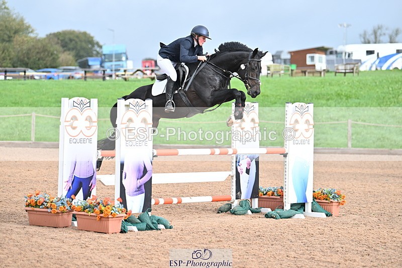 231013A-104518-01295 - Cls 7 Discovery & 1m Open