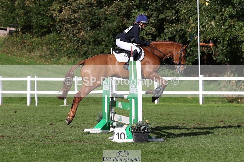 231022-142010-28197 - 476-MONARTS.MASTERCLASS-Laura.Bostock-TrotUp+SJ