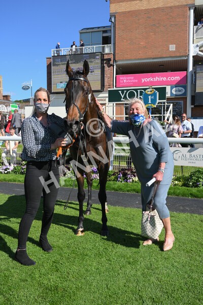  - Race 6 4.50pm The Ice Co supporting Macmillan Stakes