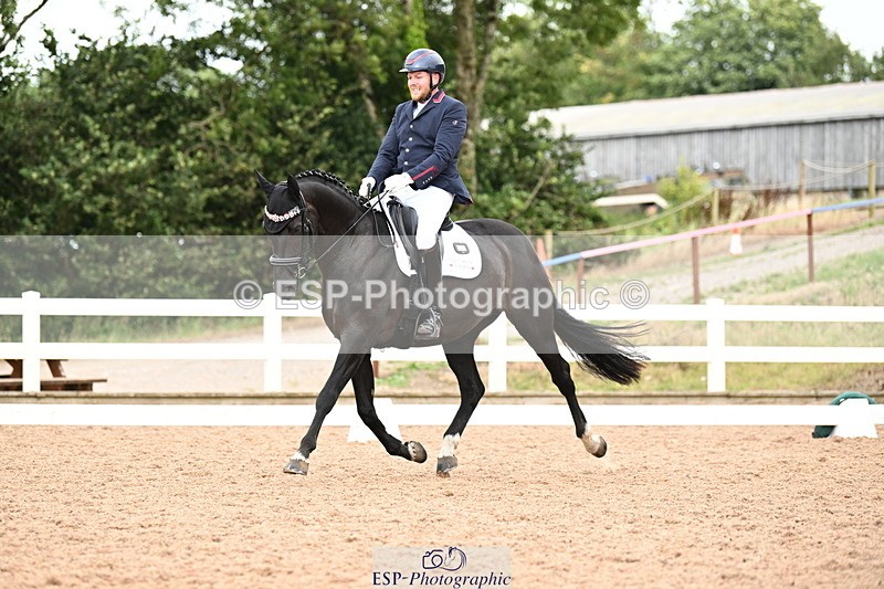 240815A-145702-02126 - 171-Martyn.Humphrey-Isabeau.May