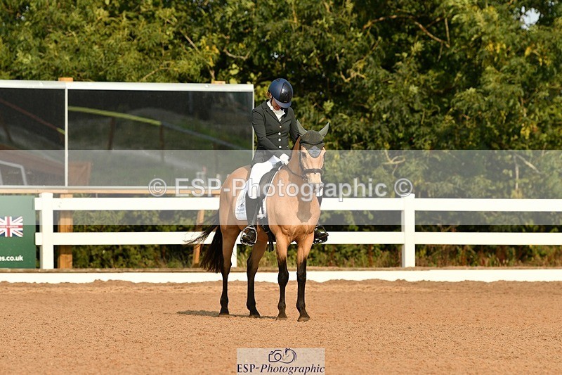 250817-090630-06747 - 065-Nicky.TurriffMyshall.Robby