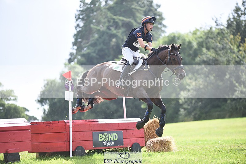 240804-161520-18545 - 611-Max_Forster-FLO_CORMINT