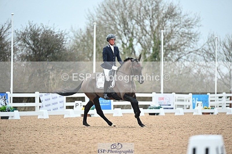 250214-115524-01196 - 132-Ben.James-Onyx.T