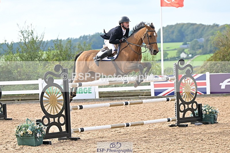 241004A-151400-02702 - Fri 12 1.15m Members Cup