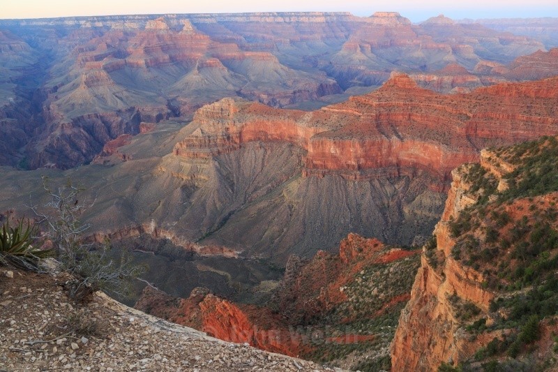 Red Glow Below - Arizona