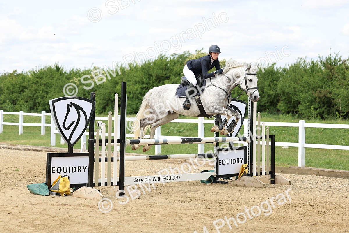 SBM_005300 - Class 18 - Senior 1.05m Open