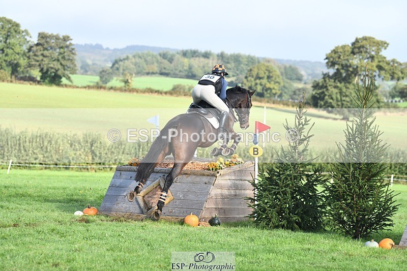 231020-105725-06026 - 030-MONBEG.SHELBY-Kat.Raybould-XC