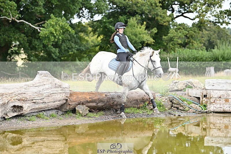 250821B-111335-00218 - Group B - Danielle