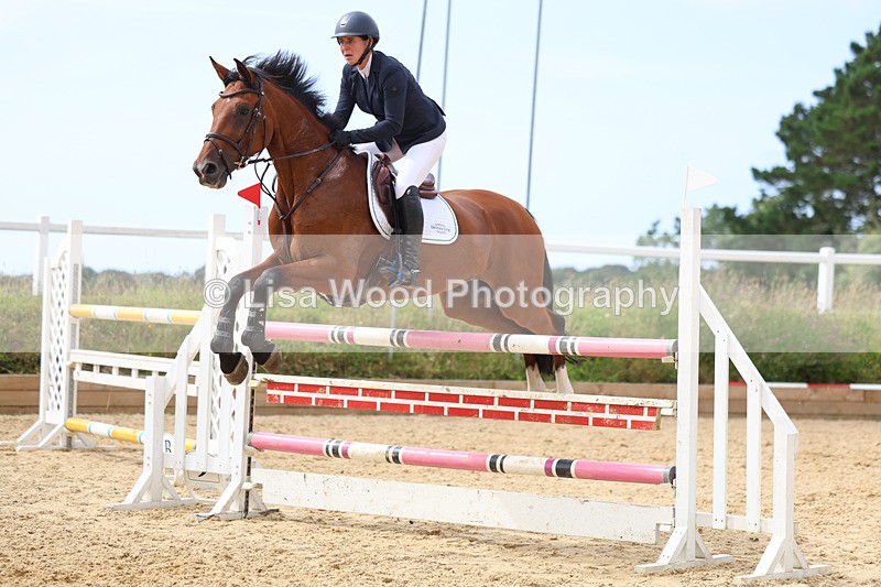 3E7A1907 - Class 14: Senior 1.15m Open