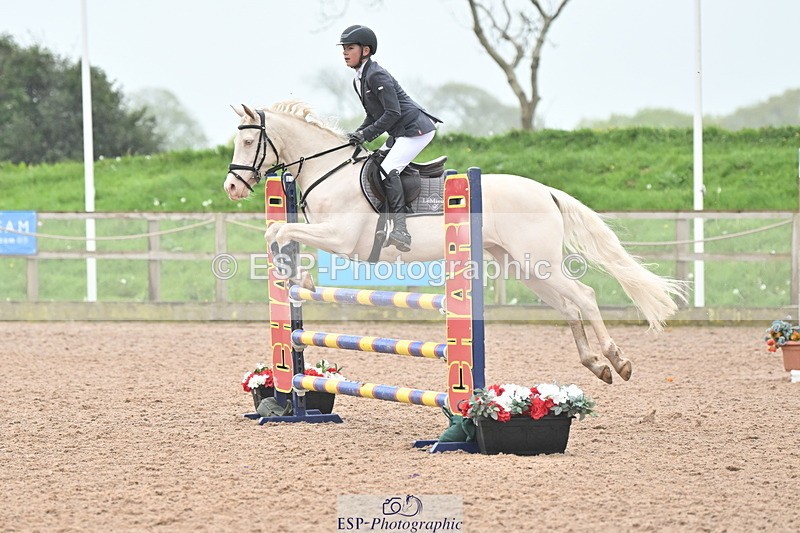 240505A-121817-05021 - Cls 4 Blue Chip Pony Newcomers & 1m Open