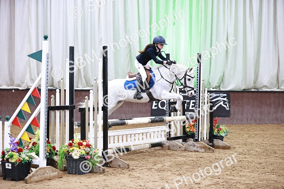 SBM_000165 - Class 1 - Pony Intro 70cm