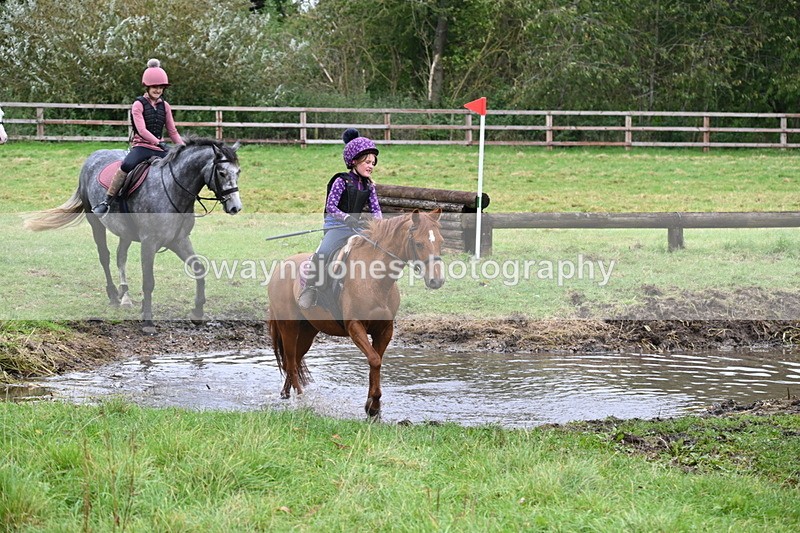 WJ6_6927 - Time at Photographer 13:06 to 13:23