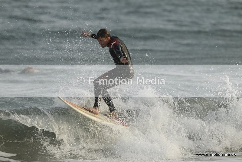 SU 091010 26 - Surf Oct 2010