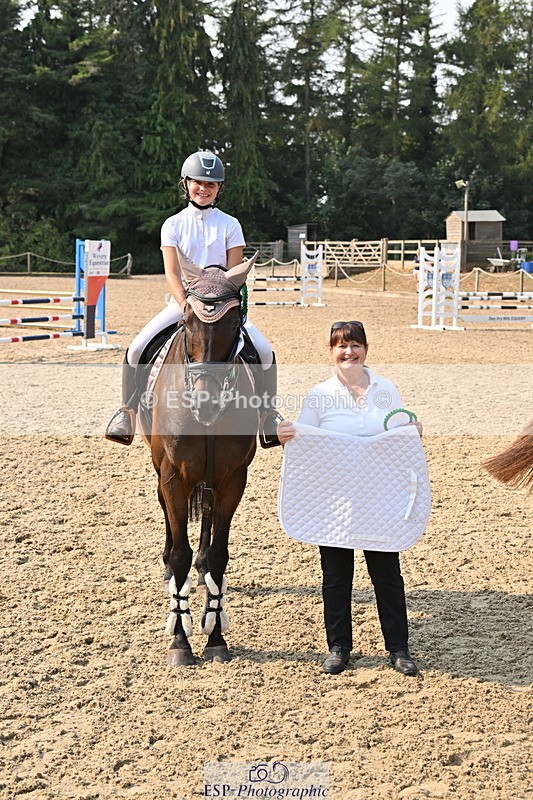 250816A-100359-00596 - Cls 2 Club 80cm