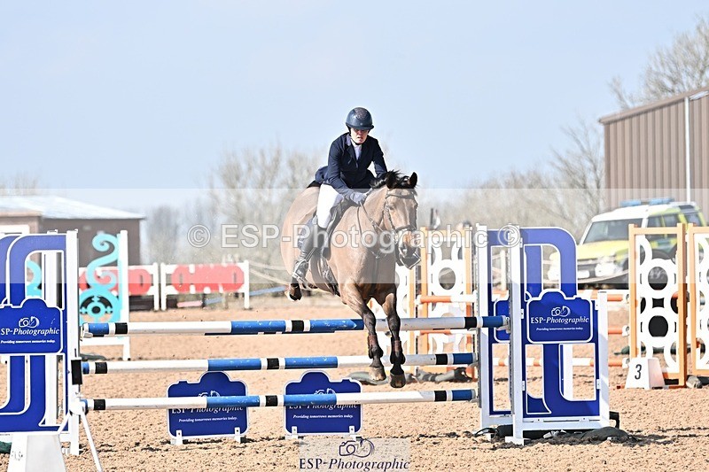 250326-132039-00883 - Cls 4 Newcomers and 1.10m