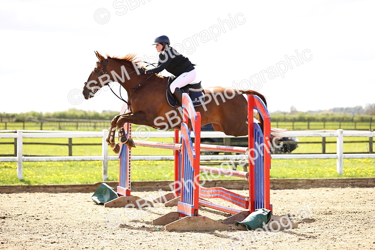 SBM_004272 - Class 17 - Senior Newcomers - 1.10m