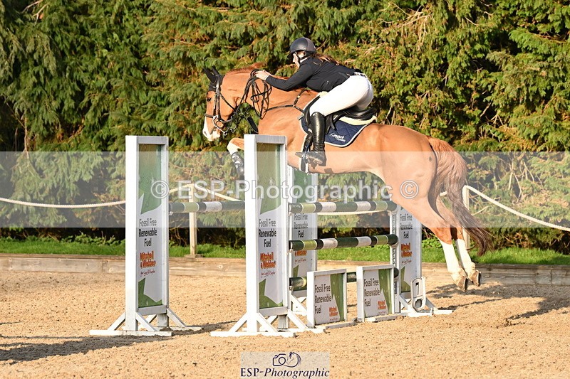 250322A-170432-03689 - Cls 14 Snr Fox & 1.20m Open